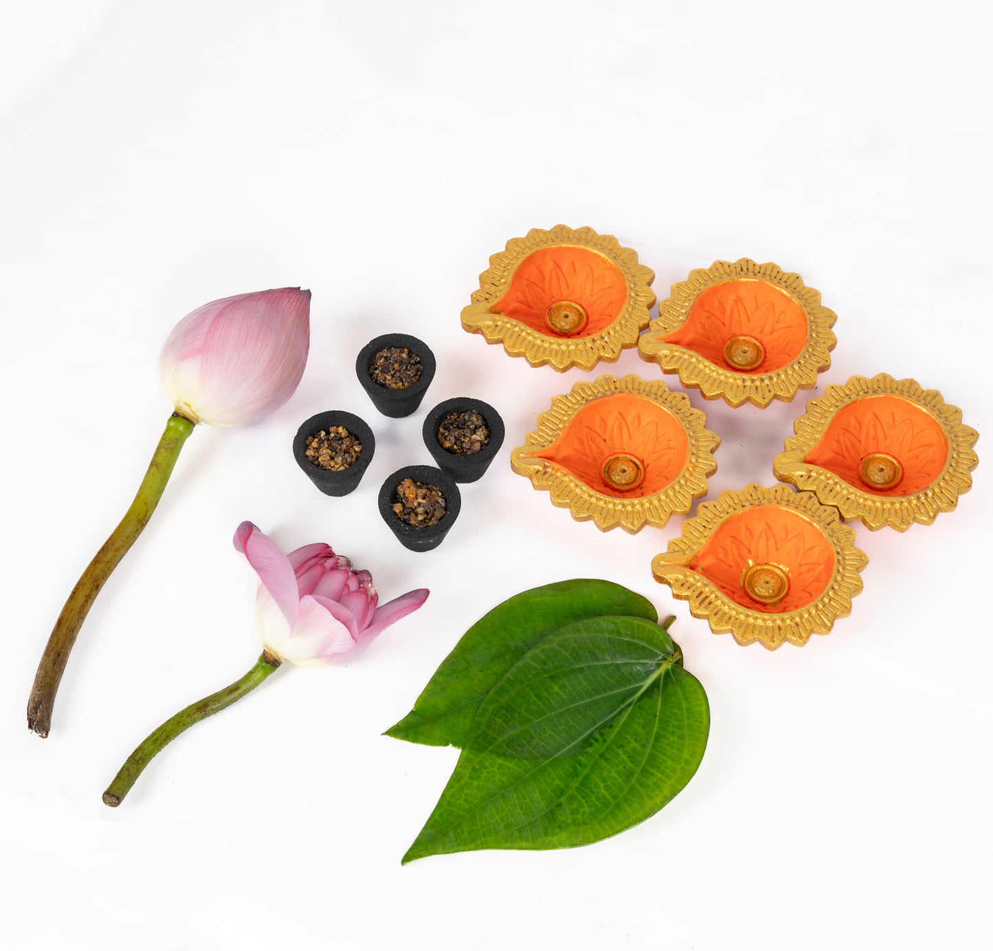 Puja Box with Rajnigandha Strings