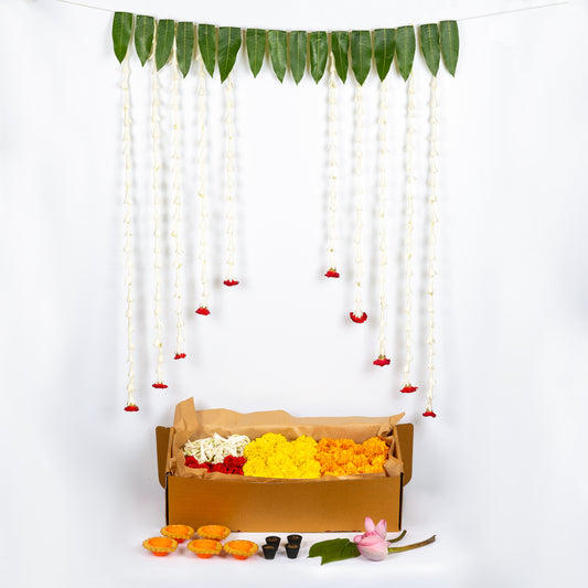 Puja Box (Rajnigandha Strings with Loose Flowers)